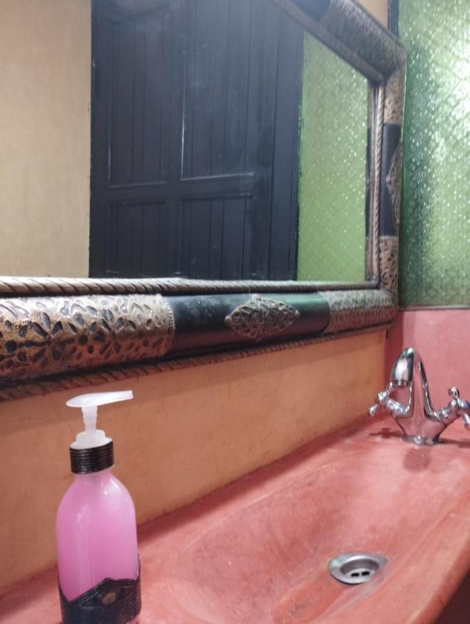 Riad Bouchouari 33 Marrakesh Ngoại thất bức ảnh